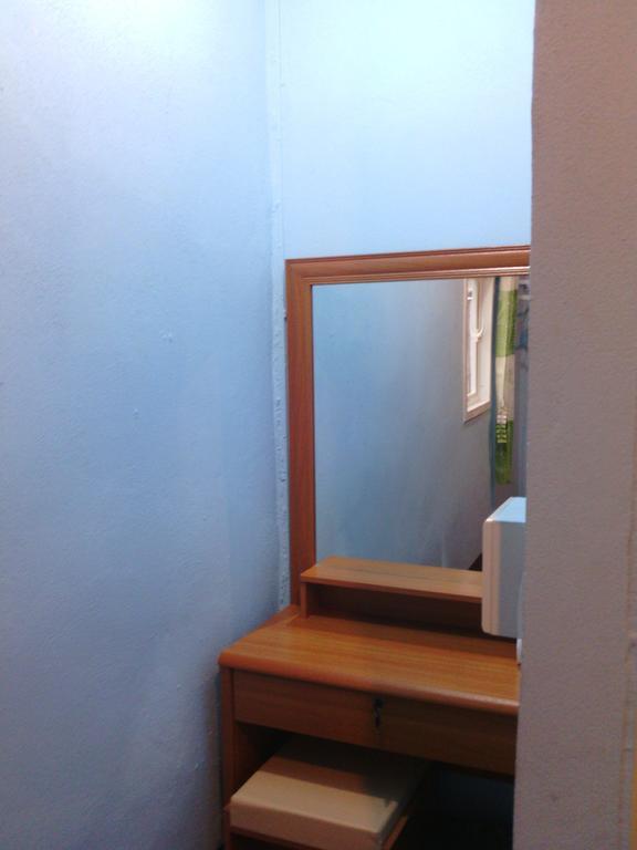 Baan Mook Anda Hostel Koh Lanta Room photo