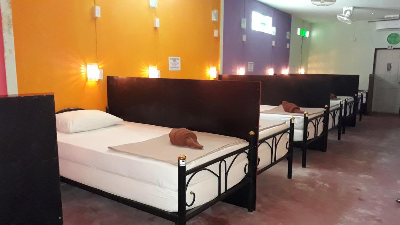 Baan Mook Anda Hostel Koh Lanta Exterior photo